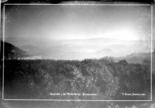 Sächsische Schweiz. Großer Winterberg (556 m). Blick nach Nord-Nordosten mit Gleitmannshorn und Kleinem Zschand gegen Tanzplan
