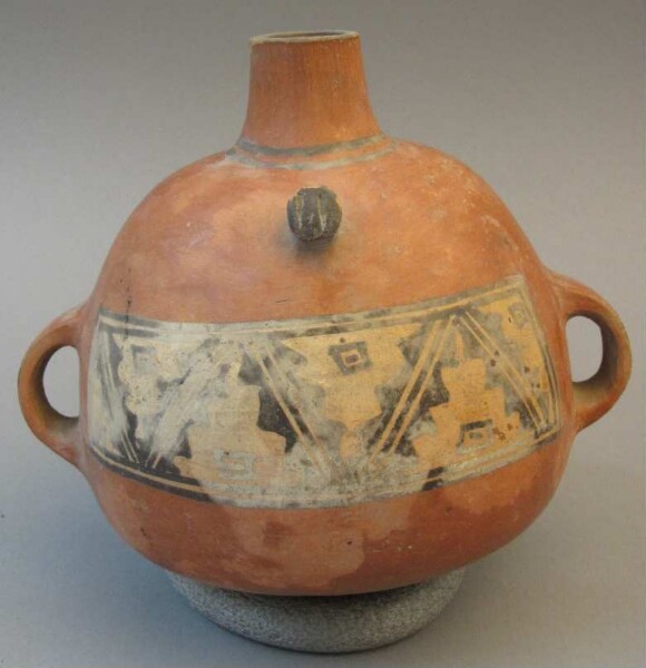 Clay vessel