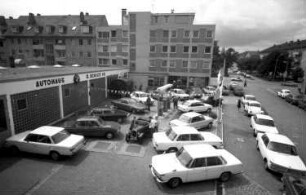 Freiburg: Tag der offenen Tür; Autohaus Schultz; aufgestellte BMW, von oben