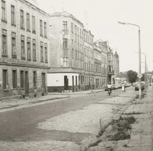 Wohnhaus : Wohnhäuser (L. V. 19. Jh., zum Teil ruinös)