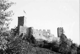 Rötteln: Burgruine von Westen (Gesamtlänge)