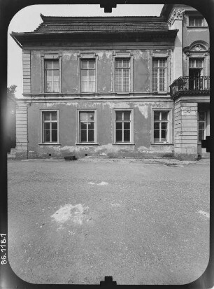 Gotha, Friedrichstraße 5/7. Schloss Friedrichsthal (1707/1708-1711; W. C. Zorn von Plobsheim). Rückseite (Teilansicht)