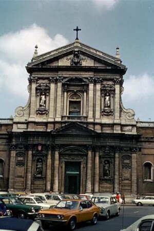 Santa Susanna — Fassade
