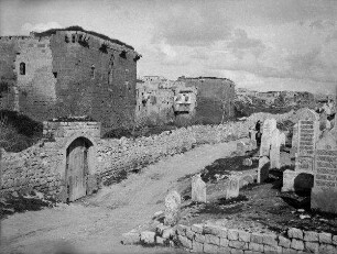 Ostersonntag, An der Mauer von Aleppo, Ostseite
