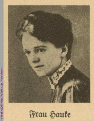 Porträt von Frieda Hauke