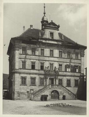 Unterfranken. Iphofen am Steigerwald. Rathaus (1716/1718)