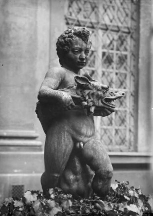 Putto mit Drachen