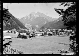 Österreich, Mayrhofen. Blick auf Mayrhofen