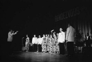 Unterhaltungsschau "Rendezvous 75", organisiert von der Arbeitsgemeinschaft Karlsruher Sorgenkinder im Großen Saal der Stadthalle