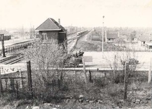 Mauerbau am Bahnhof Staaken