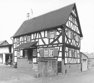 Fachwerkwohnhaus; Altenstadt, Mönchgasse 5
