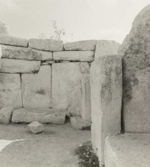 Malta. Mnajdra. Westtempel