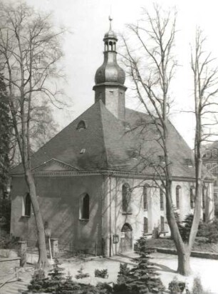 Annaberg-Buchholz. Hospitalkirche St. Trinitatis (1526-1529, Wiederaufbau 1828-1830). Ansicht von Westen