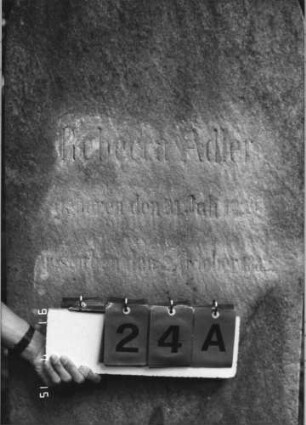 Grabstein 24 [Hahn S. 32 Grab-Nr. 30]: Grabstein 24A [Hahn S. 32 Grab-Nr. 30]