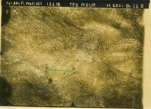Tell Asur Teil von an 580 [GDIp00467] UBR NW Pfeil irrig