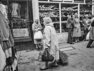 London, Straßenszene mit Bäckerei in Camden Town