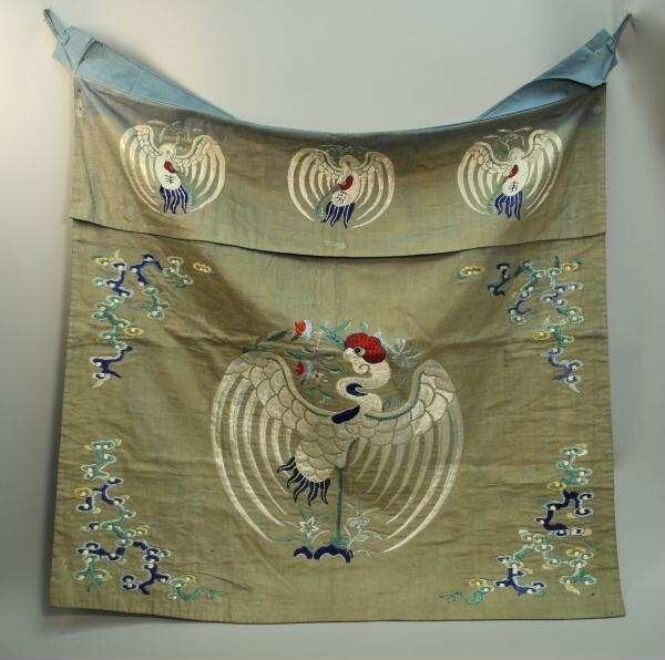 (Altar) hanging