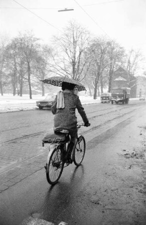 Fahrradfahren im Winter.