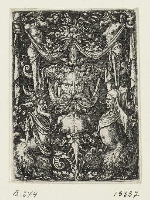 Ornament mit Maske zwischen zwei Satyrn