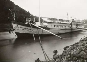 Stadt Wehlen, Schwimmende Jugendherberge