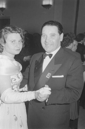 Ball anläßlich des jüdischen Purimfestes : Tanzpaar
