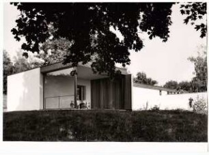 Haus Petersen Lilienhof: Wohnhaus mit Terrasse