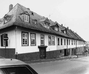 Ehemaliges Gymnasium Augusteum; Idstein, Obergasse 21, Obergasse 29, Obergasse 27, Obergasse 25, Obergasse 23