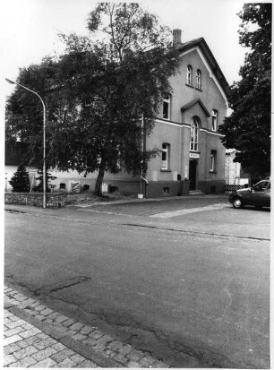 Ehemaliges Rathaus und Pfarrhaus; Hohenahr, Freithofstraße 2