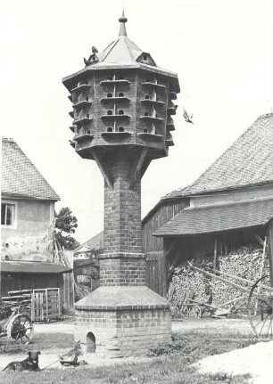 Taubenschlag in Crostwitz : Ort: Chrósćicy / Crostwitz. Taubenschlag auf dem Pfarrhof