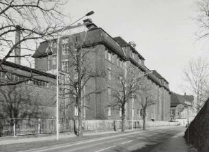 Fabrik, Riesa