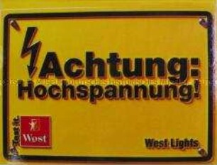 Werbeaufkleber für "West Lights"-Zigaretten