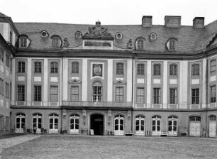 Schloss Heidecksburg — Westflügel