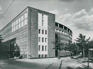 Schatzamt der DAF - Verwaltungsgebäude Fehrbelliner Platz, Berlin, ohne Datum