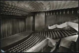 Stadttheater, Krefeld: Zuschauerraum, Blick auf Bühne