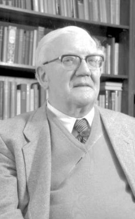 St. Peter: Prof. Dr. Hermann Heuer