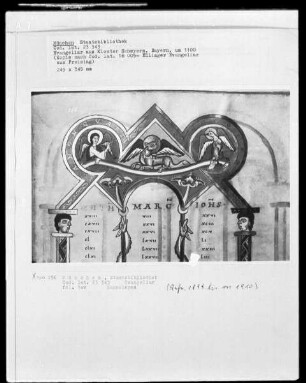 Evangeliar aus Kloster Scheyern — Kanontafel mit drei Evangelistensymbolen, Folio 10verso