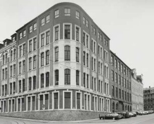 Fabrikgebäude