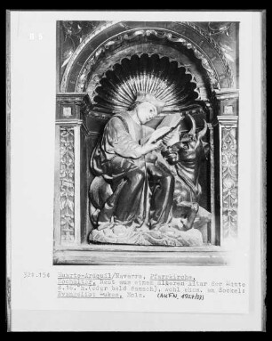 Hochaltar, Detail, Sockelgeschoss: Evangelist Lukas