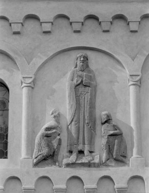 Christus mit Stiftern ?