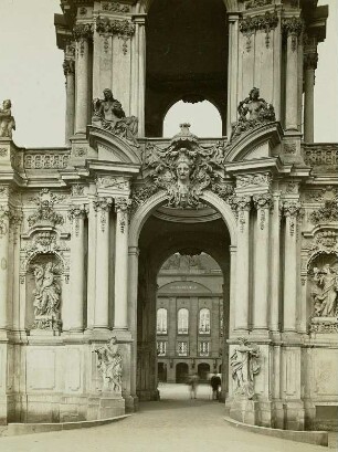 Dresden, Zwinger : Dresden-Altstadt. Zwinger, Kronentor