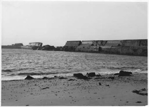 Helgoland Westmole nach Sturmflut 1954