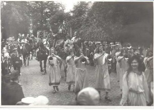 1900 Jahrfeier der Hermannsschlacht, Festzug, Bild 2. Detmold. Hiddesen. Papierabzug. Abzüge von Glassplattennegative