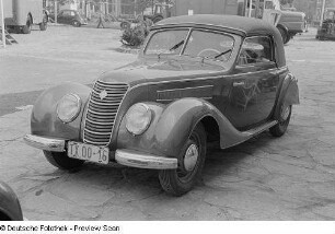 PKW IFA F8 auf der Leipziger Herbstmesse 1954