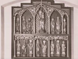 Hängealtar mit den 14 Nothelfern und Madonna : Dingelstädt (Eichsfeld)