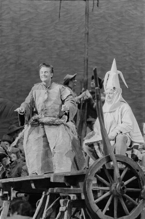 Szenenbilder aus "Der arme Konrad", Oper von Jean Kurt Forest. Staatsoper Berlin, Oktober 1959 (Uraufführung 04.10.1959)