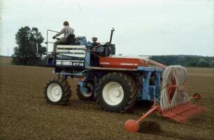 Fotografie: Trägerfahrzeug, Drillmaschine, Pneumatische Verteilung