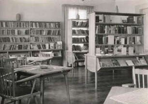Gehlberg. Gemeindebibliothek. Ausleihraum