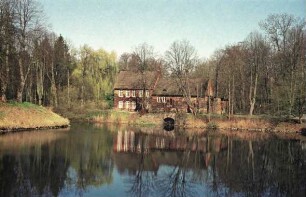 Mühle am Schloss, davor äußerer Schlossgraben