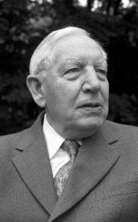 Freiburg: Im Oberfeld 10; Prof. Dr. Johannes Künzig; zum 80. Geburtstag; Institut für ostdeutsche Volkskunde Freiburg