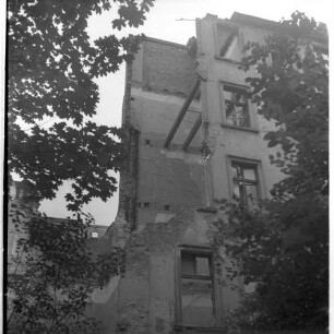 Negativ: Ruine, Elßholzstraße 6, 1950
